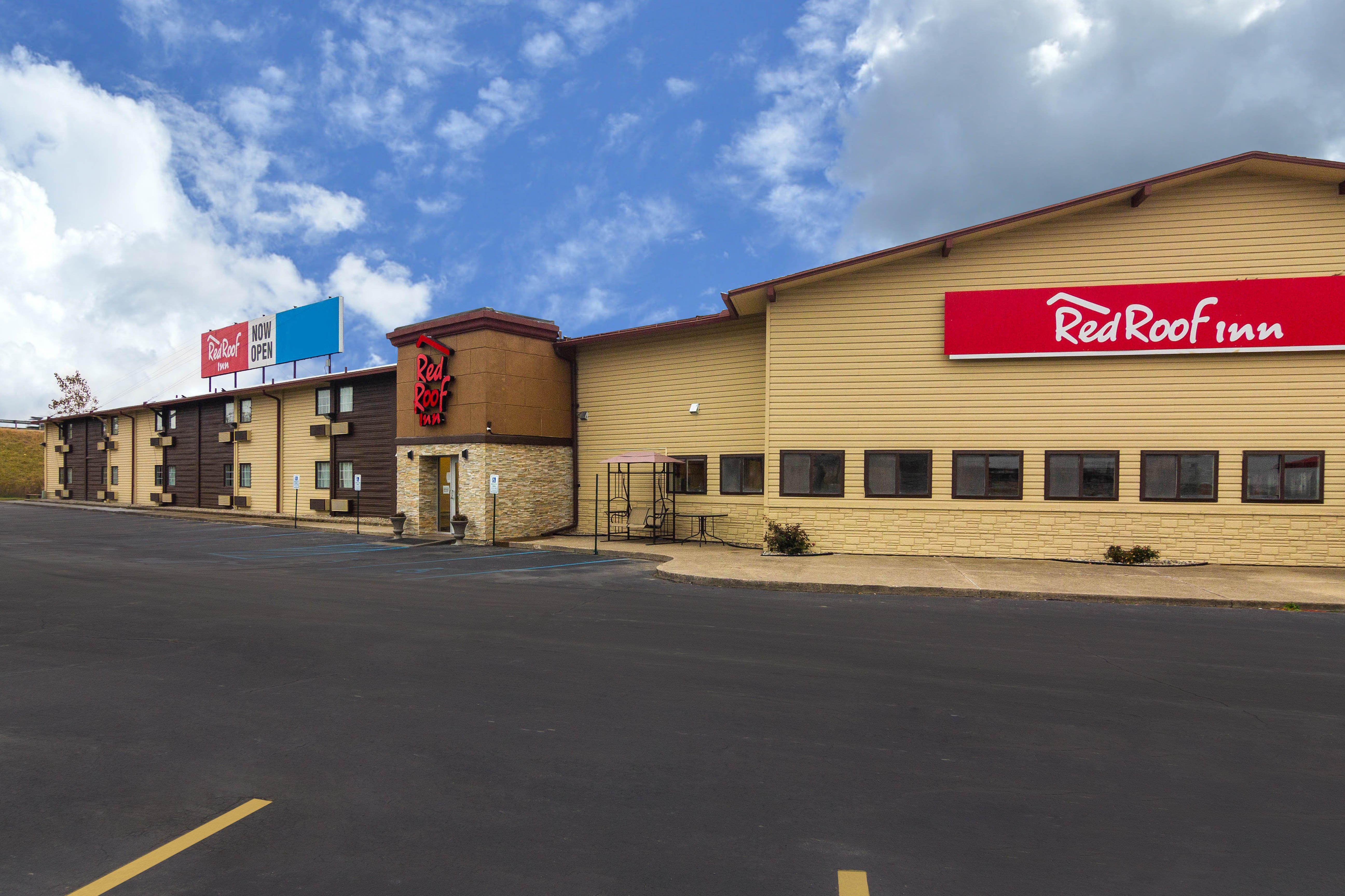 Red Roof Inn Perrysburg Exterior photo
